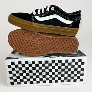 Vans Chukka Low SideStripe Black Gum Mens Size 7.5 Sneakers Casual Skating New